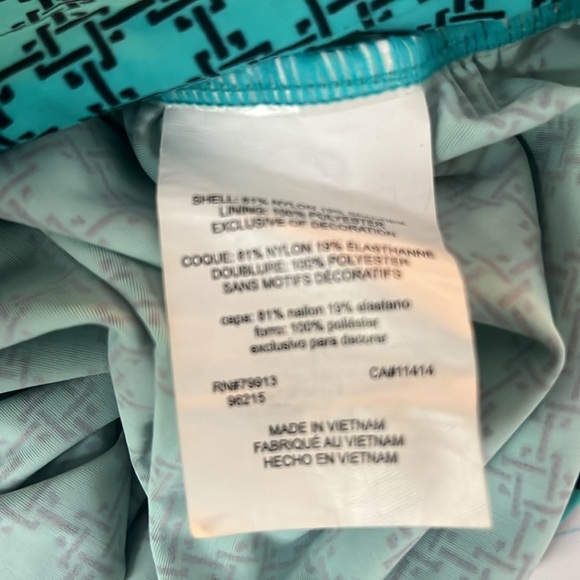 Motherhood Beach Bump maternity tankini swim top size medium. - Picture 6 of 7